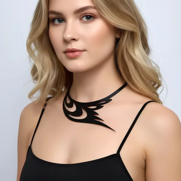 Kuş Kanadı ve Göz Detaylı Şık Deri Choker, Deri Kolye - APFT1414