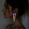 Rainbow Reflektörlü Üçgen Küpe, Şık Lazer Kesim Küpe - APBJ002