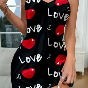 Love Desenli Siyah Saten Gecelik - Tegan